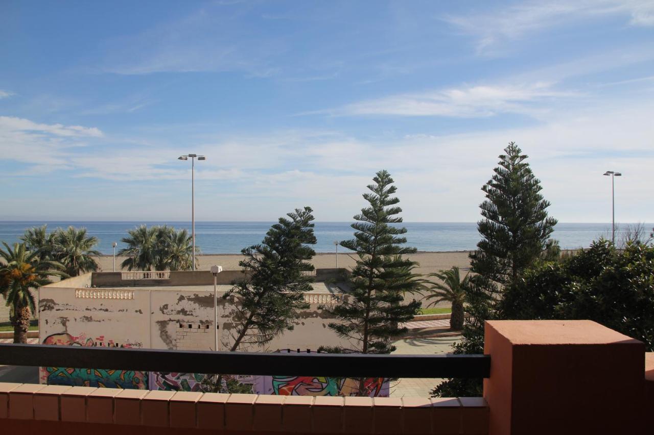 Apartamento En Primera Linea De Playa, Con Vistas A La Playa Y Con Wifi Roquetas de Mar Luaran gambar