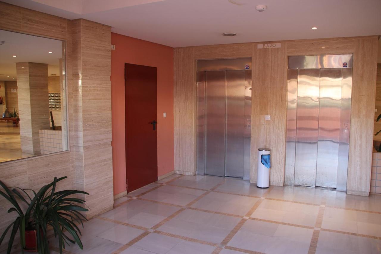Apartamento En Primera Linea De Playa, Con Vistas A La Playa Y Con Wifi Roquetas de Mar Luaran gambar